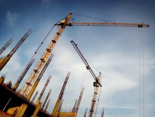Cercas paneladas como una buena elección para la construcción de diversos tipos de instalaciones